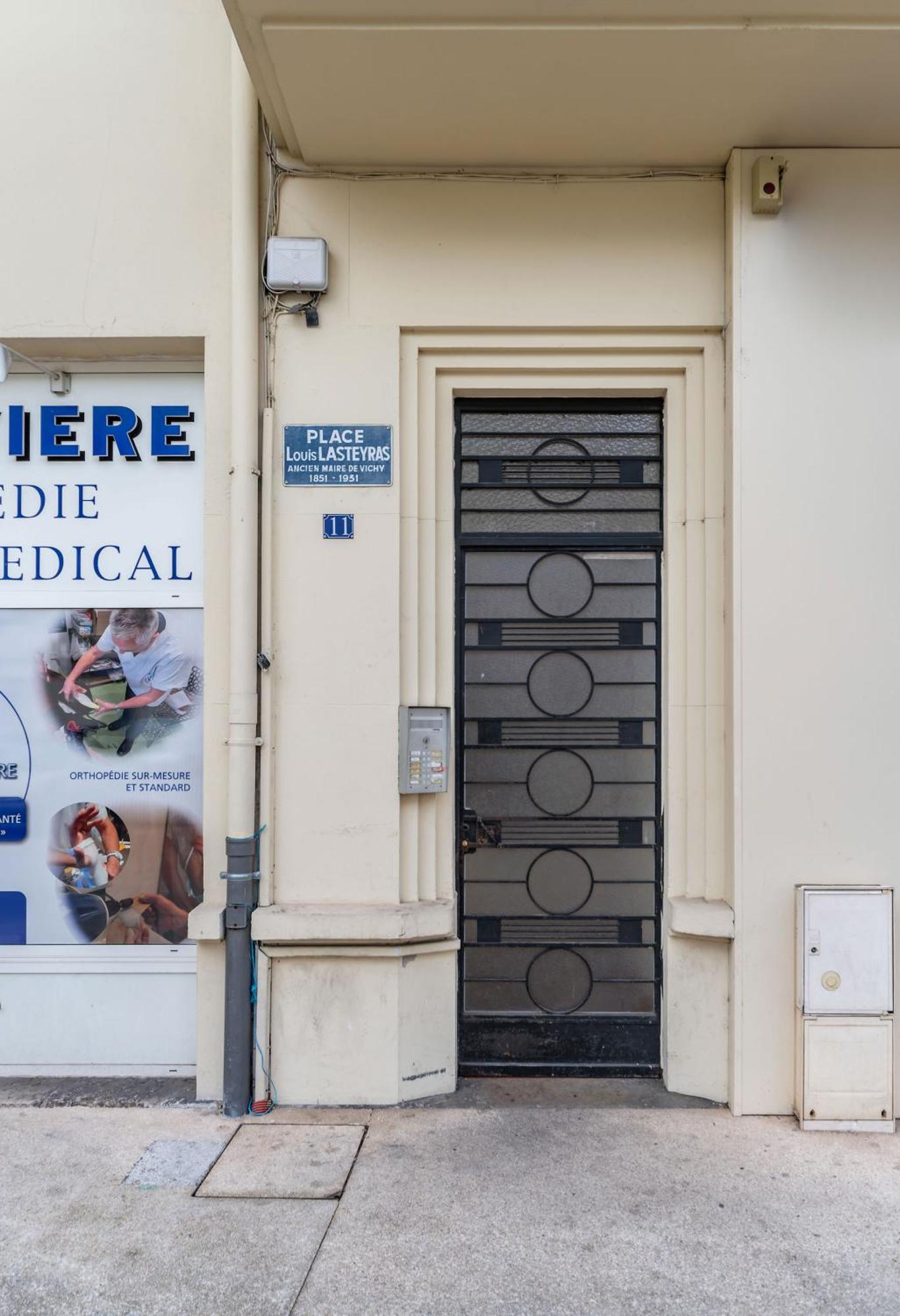 Le Lasteyras - Appartement Charmant En Centre Ville Vichy Zewnętrze zdjęcie